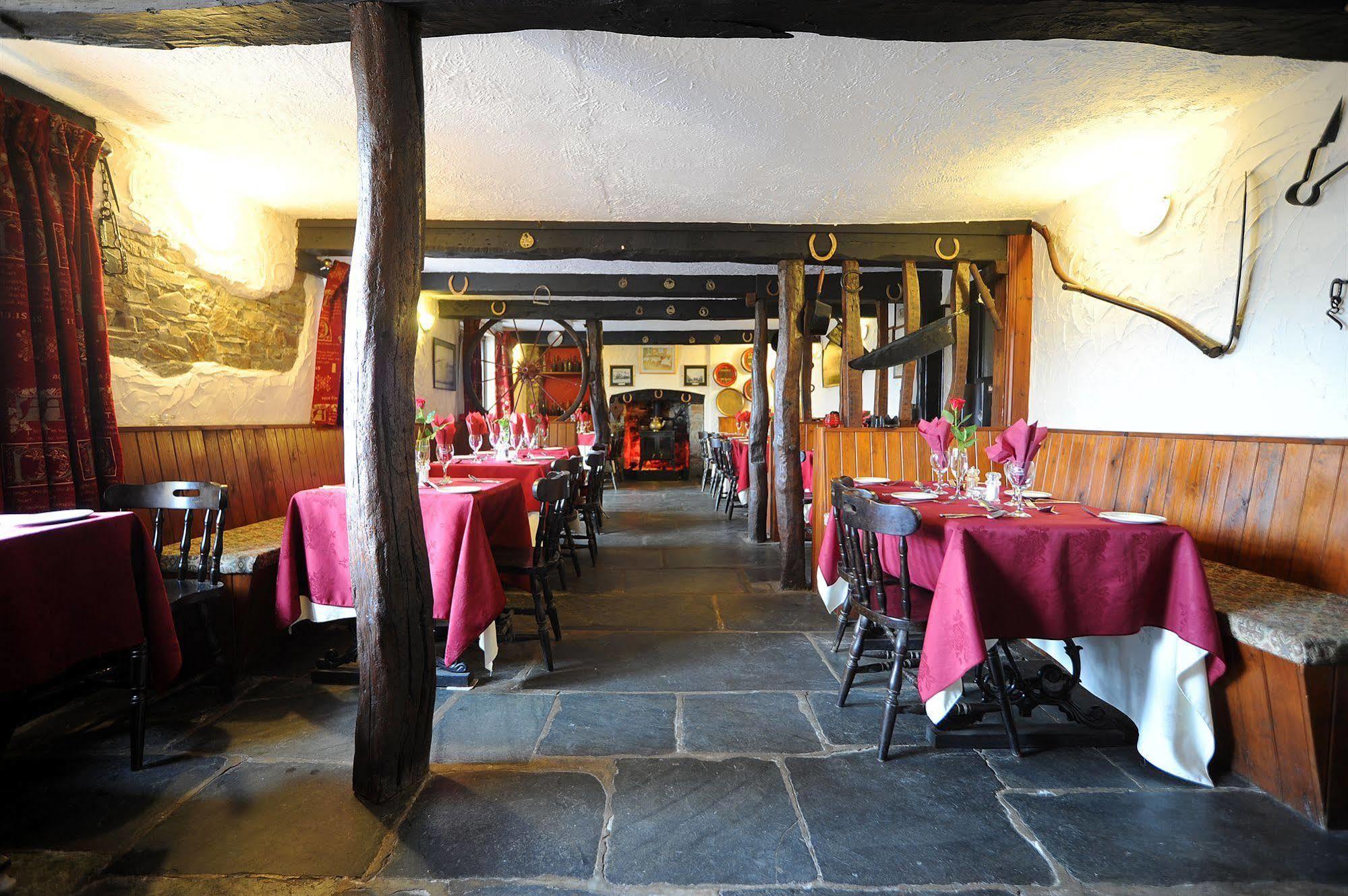 The West Country Inn Clovelly Extérieur photo