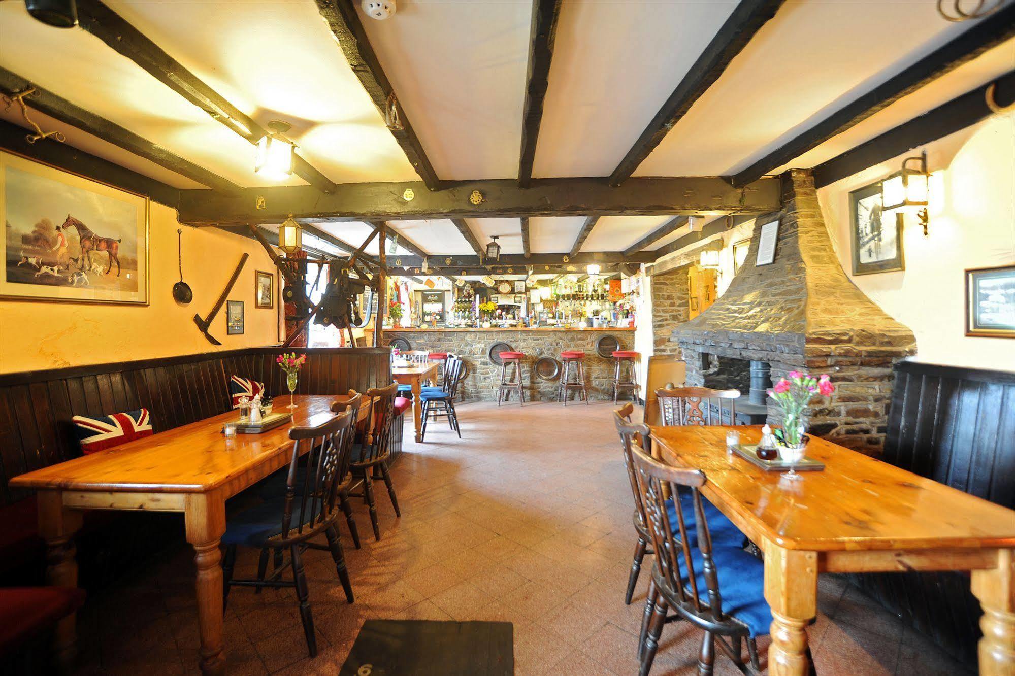 The West Country Inn Clovelly Extérieur photo